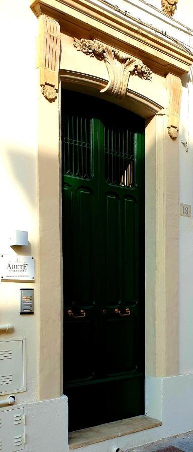 Arete Apartments Лече Екстериор снимка