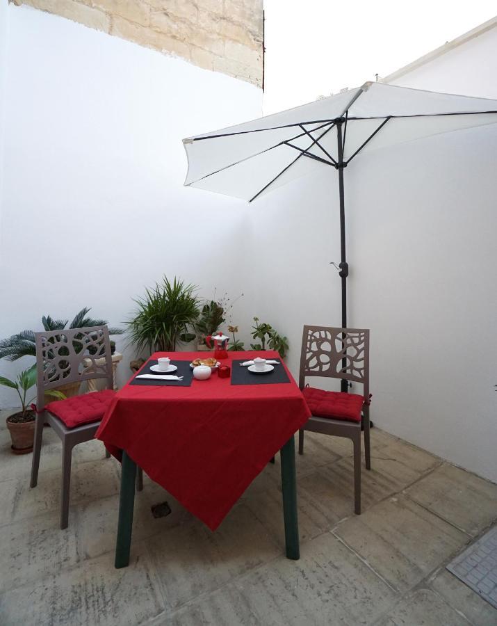 Arete Apartments Лече Екстериор снимка